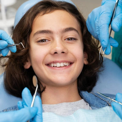 Healthy dental habits and routine check-ups for kids